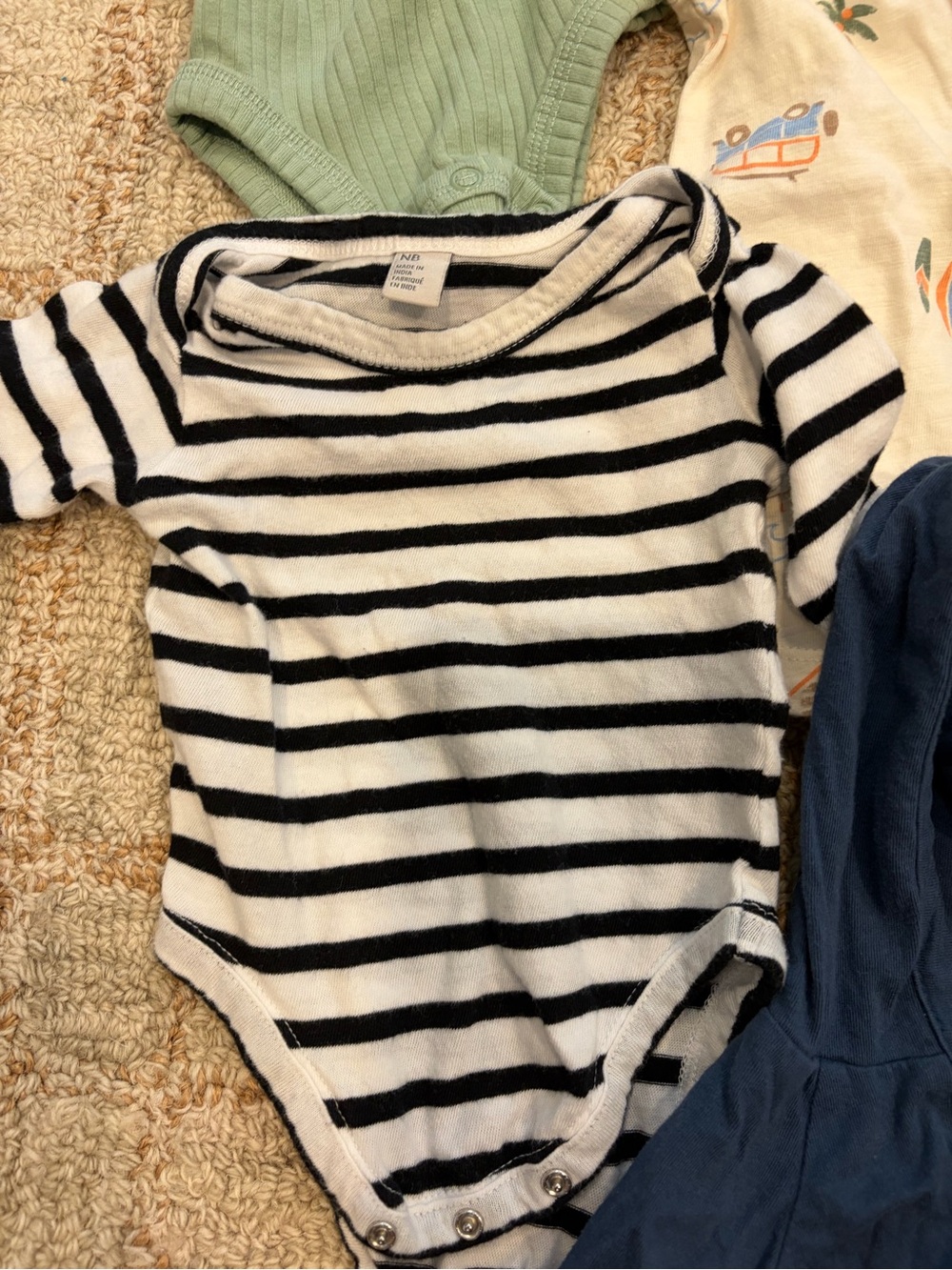 Newborn bundle - Picture 3 of 15
